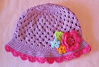 CAROCROCHET: GORRITOS PARA NENAS