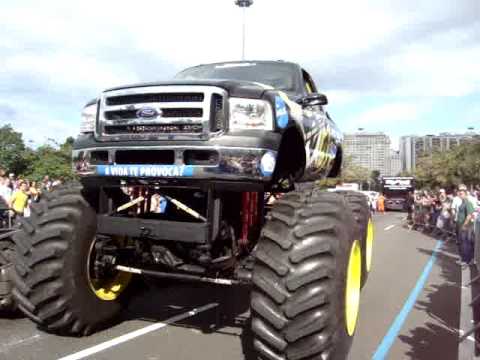 carro monstro - YouTube