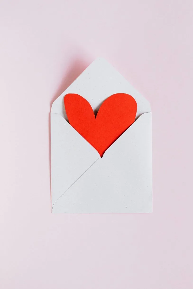 Cómo hacer una carta de amor que derretirá a tu pareja