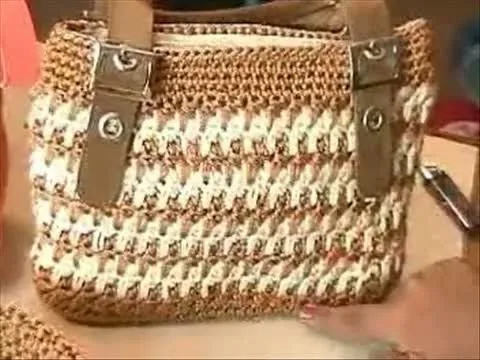 CARTERA ELEGANTE TEJIDA A CROCHET PARA DAMA PASO A PASO - YouTube ...