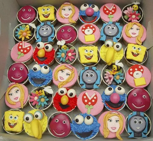 Cartoon Cake Coolest Ever Burger Cupcakes - JoBSPapa.