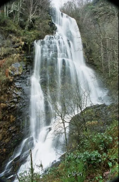 cascada de agua