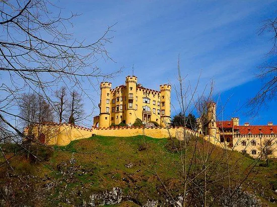 Castillo Hohenschwangau: fotografía de Altstadt von Fuessen ...