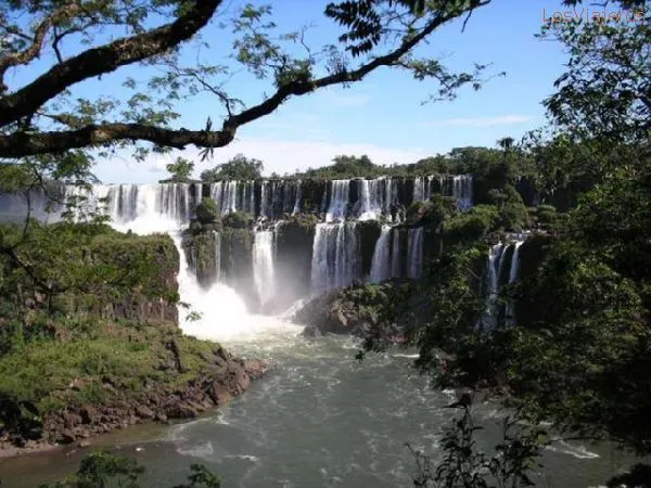 Cataratas del Iguazú - Misiones - Argentina - Iguazu Waterfalls ...