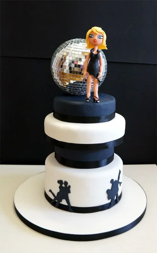 Celebrando los 50 al estilo Saturday Night Fever!!! | popscupsandcakes