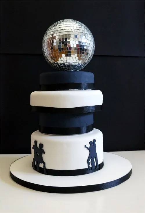 Celebrando los 50 al estilo Saturday Night Fever!!! | popscupsandcakes