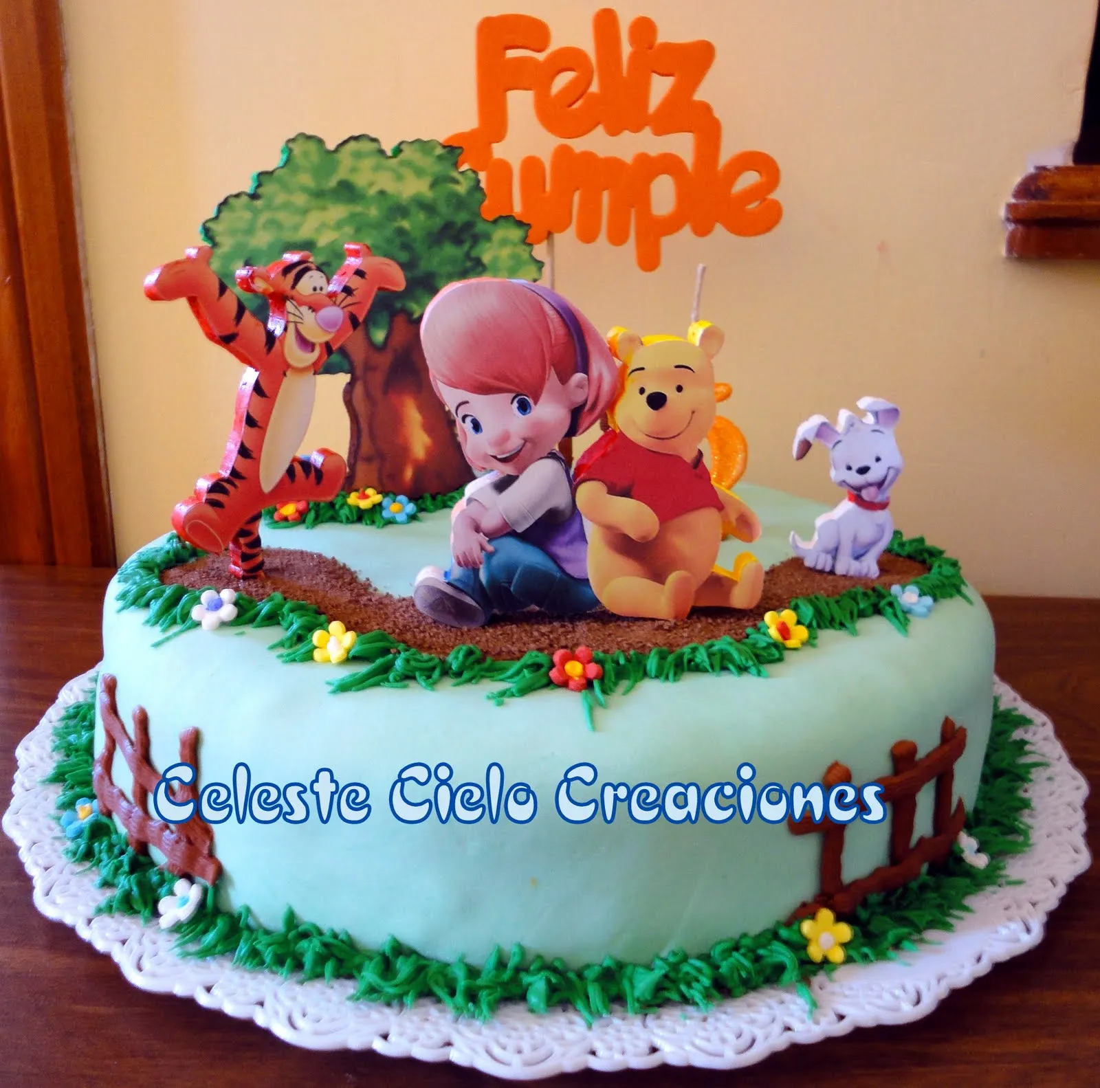 Celeste Cielo Creaciones: Tortas Decoradas: Mis Amigos Tigger y Pooh