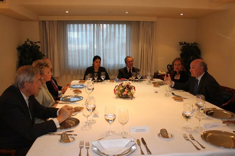 Cenando con Viviane Reding, Vicepresidenta de la Comisión Europea ...