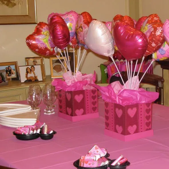 centro de mesa con globos emtalicos | Centros de mesa infantiles ...