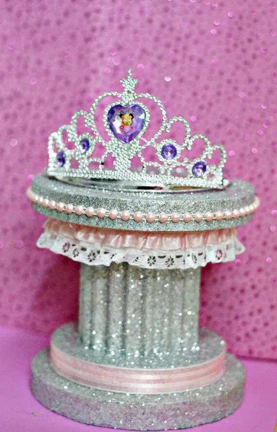 Centro de mesa para princesa por PartyHousesupplies en Etsy