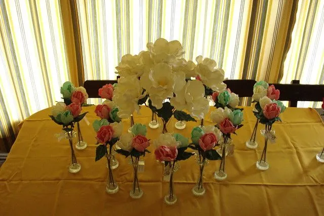 centros de mesa de flores en goma eva rosas 3 colores blanco rosa y ...