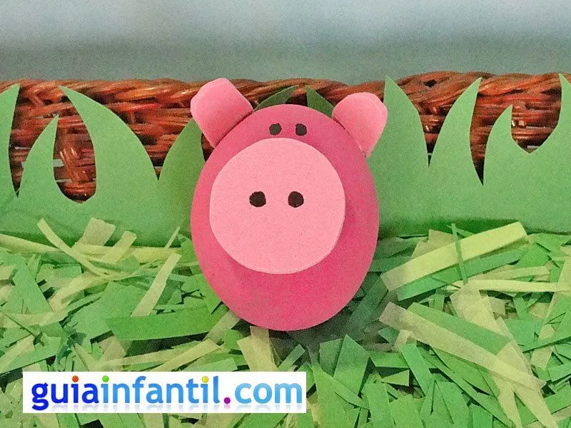 Cerdito rosa. Manualidades infantiles con huevos