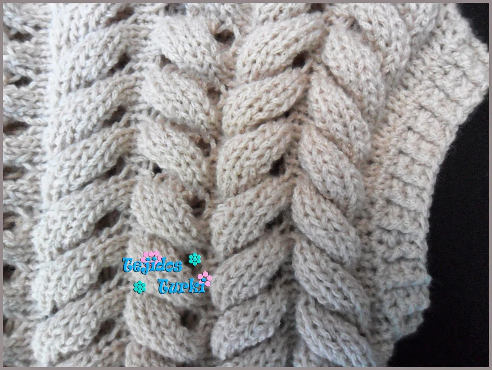 CHALECOS DE ONDAS PARA DAMAS - Tejidos Turki