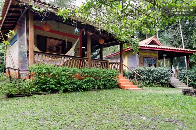 Chales at Camburi beach near forest in São Sebastião