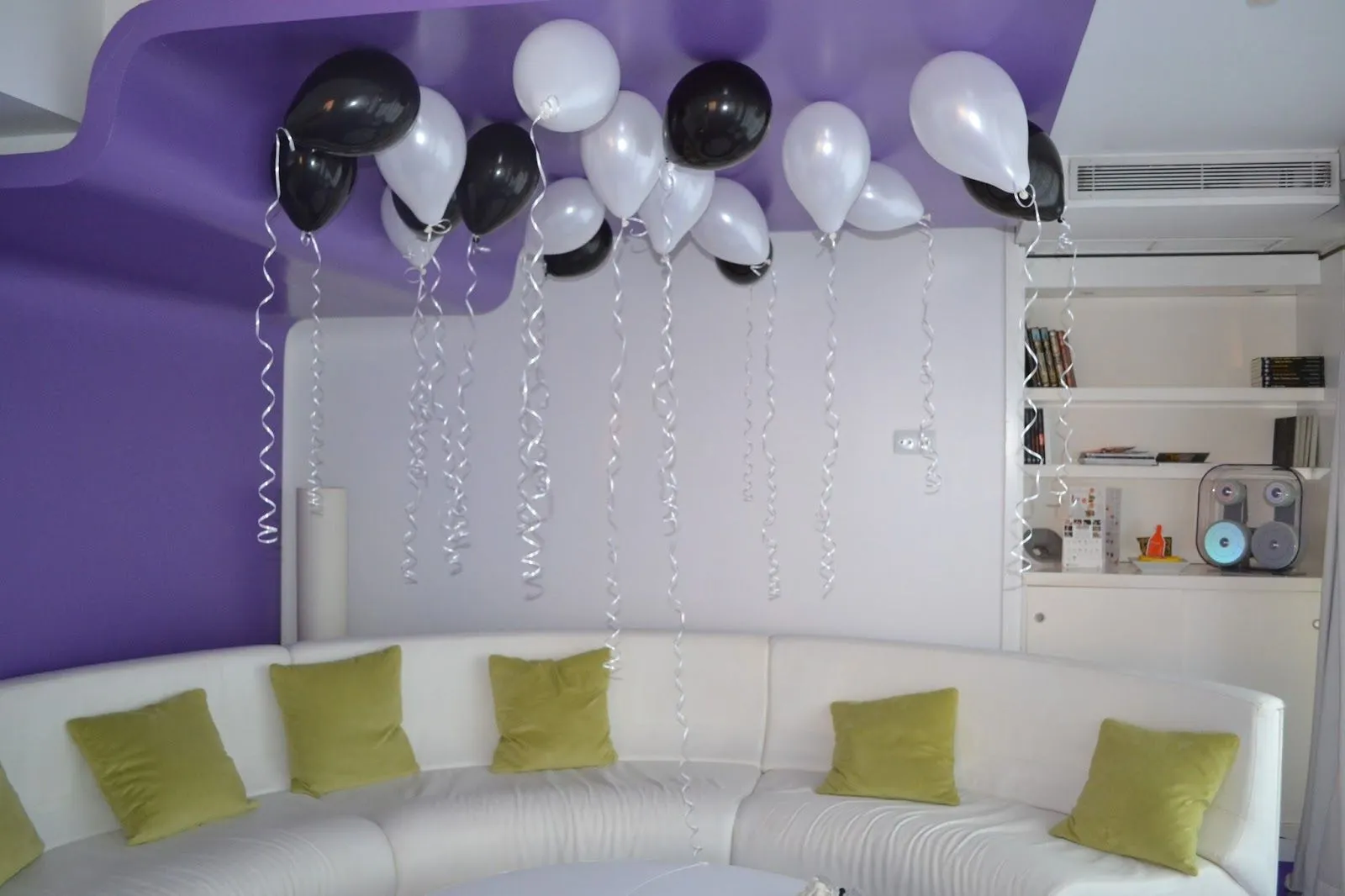 CHEAP AND COOL: Pedida de matrimonio con globos y velas