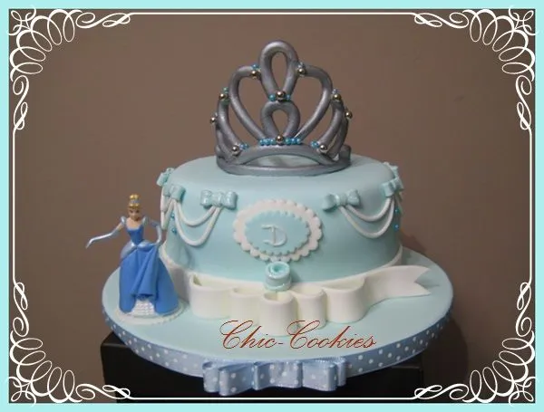 Chic-Cookies: Tarta Tiara para Delia