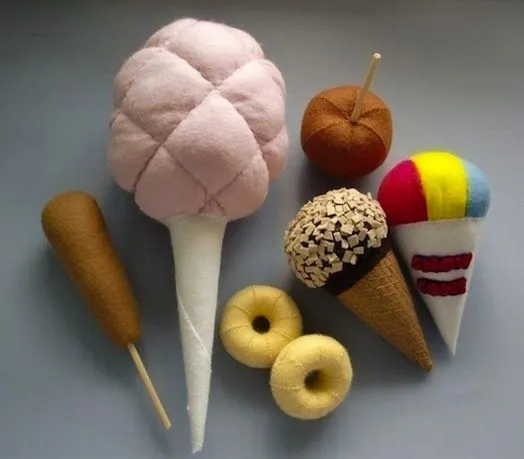 Chic Soufflé: Felt Food (comida de fieltro)