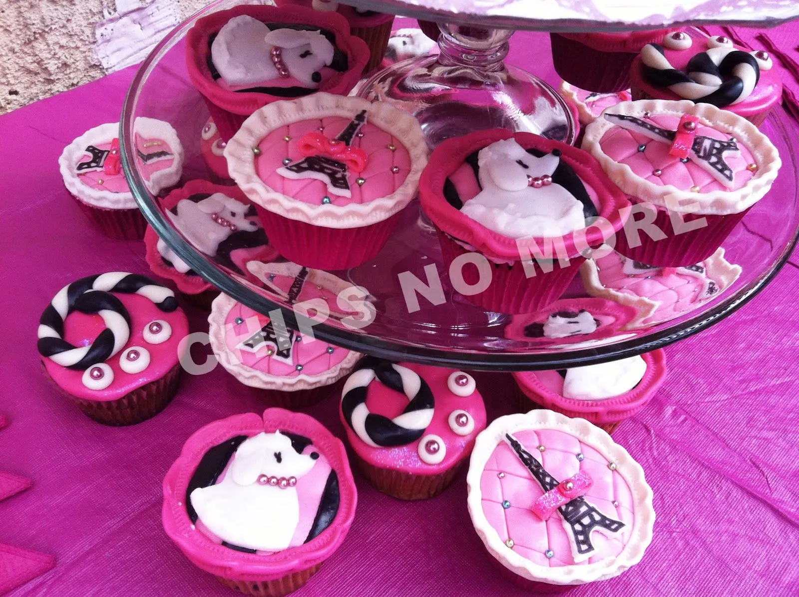 Chips NO More: Cupcakes Barbie Moda Mágica en Paris