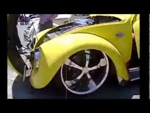 choque de marcas vocho amarillo con negro - YouTube