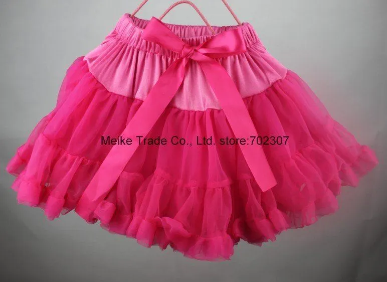 Christmas baby girls Snow spins bright red with white dots skirts ...