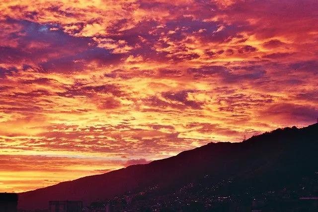 Cielo Rojo Caracas IV | Flickr - Photo Sharing!