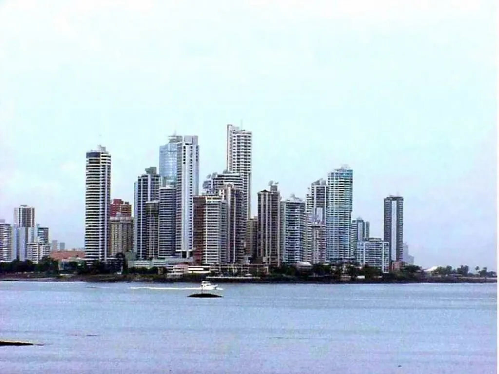 CIUDAD DE PANAMÁ ///// QUIQUE EL EMIGRANTE ...