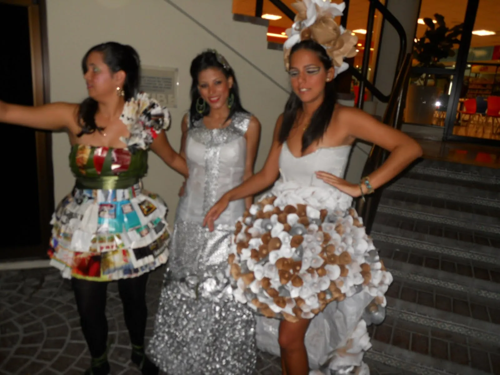 Climatización y Acústica: vestidos de materiales reciclables en la ...