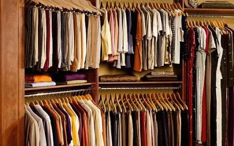 Qué % de tu closet no usas? | Viste la Calle