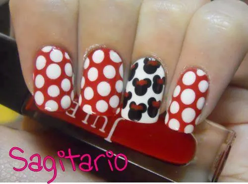 CLUB PARA CHICAS: UÑAS DECORADAS