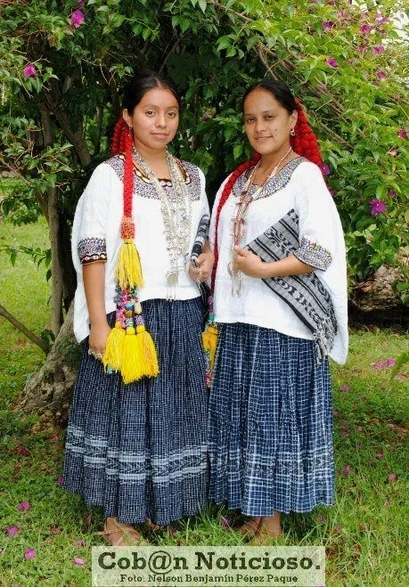 COBÁN GALERÍA FOTOGRÁFICA.: EL TRAJE CEREMONIAL COBANERO.