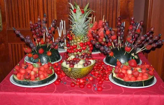 Mesa de frutas para fiestas - Imagui