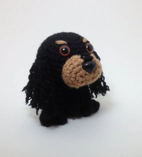 Cocker Spaniel Plush Puppy Amigurumi perro negro y por Inugurumi