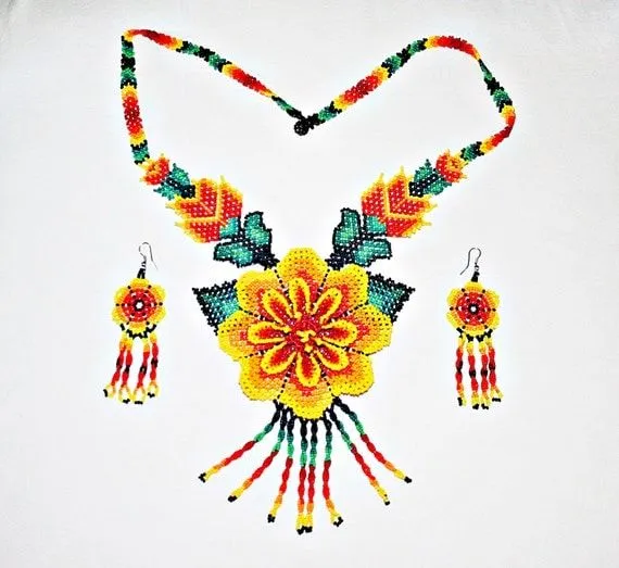 Collar con aretes Estilo Huichol por BiuluArtisanBoutique en Etsy