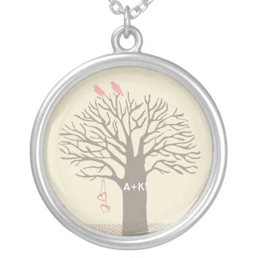 Collar del personalizado de las iniciales del amor de Zazzle.