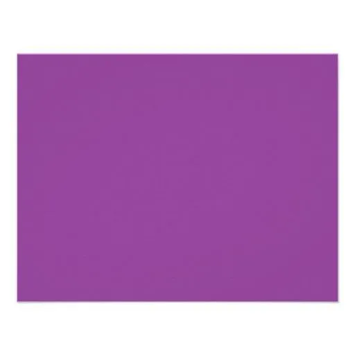 Color de fondo - violeta invitacion personalizada de Zazzle.