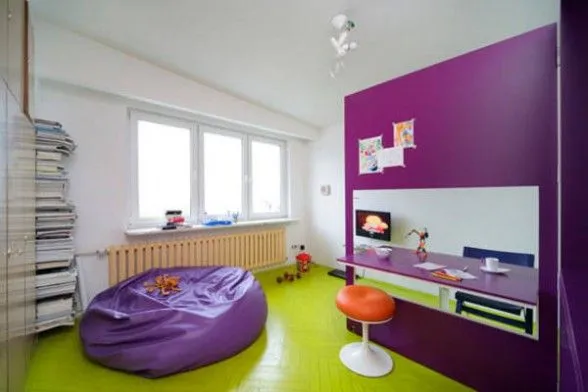 COLORIDO DEPARTAMENTO DE 21M2 TAMKA APARTMENT BY JAKUB SZCZESNY ...