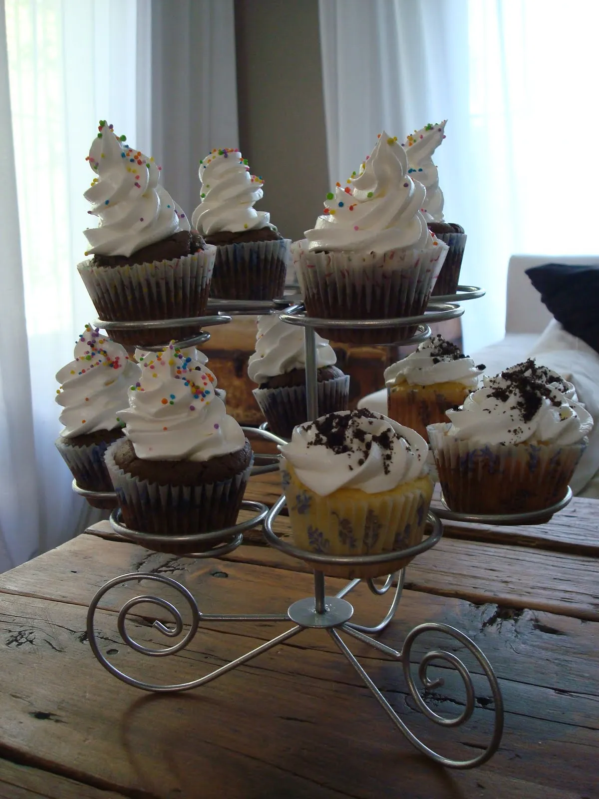 combo infalible: deco + sabores: Porta cupcake para 12 unidades en ...