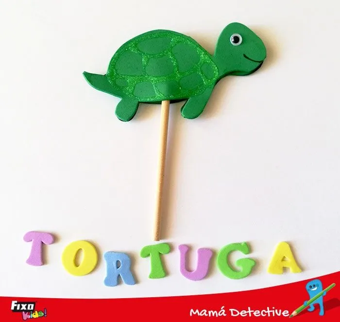 como-hacer-una-marioneta-tortuga-con-foam | Fixo Kids