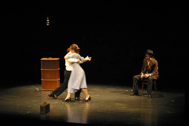 Compagnia Finzi Pasca » Tres Tristes Tango