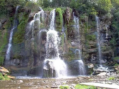 Complejo recreativo Siete Cascadas en La Falda