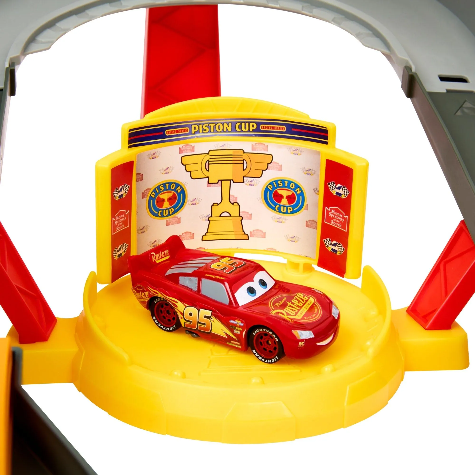 Conjunto de juego Pista de carreras Copa Pistón de Disney Pixar Cars,  conjunto de pista a escala 1:55 con coche de juguete | HPD81 | MATTEL