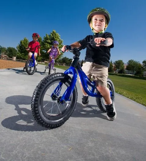 CONSEJOS MAMÁ: Bicicleta niños, según las edades