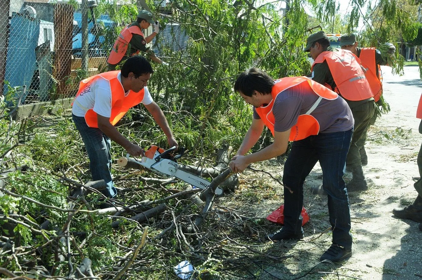 Conurbano Zonal Oeste: Morón: Fuerte operativo para asistir a los ...