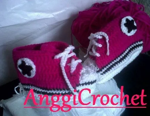 Mis converse a crochet | Mis Tejidos | Pinterest