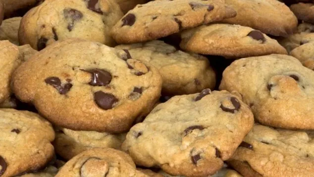 Cookies au chocolat et aux noix - Desserts - Recettes de cuisine Gulli