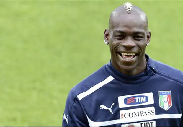 Copiarías el corte de pelo de Mario Balotelli, a cambio de diez ...