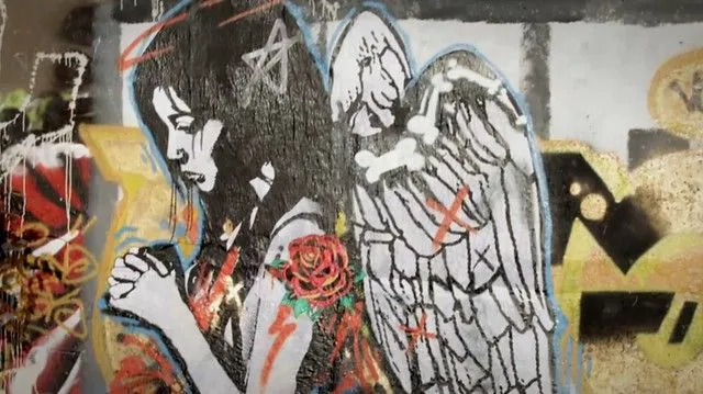 CopyRight Angel graffiti | Watch the full video here: www.ly ...