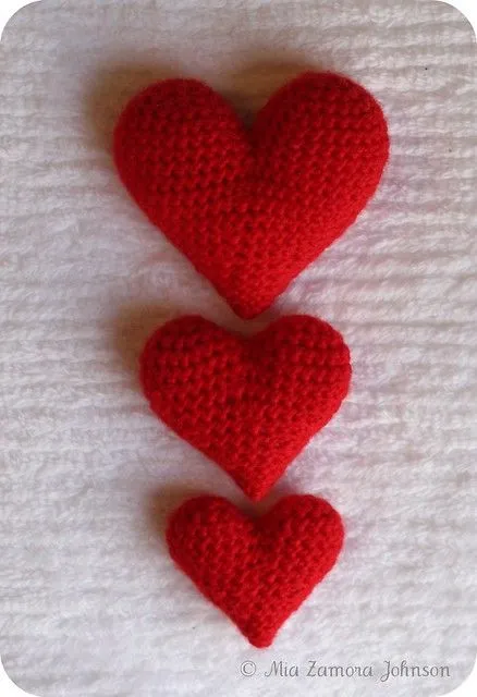 Corazoncitos amgurumi hearts pattern- Owlishly | Flickr - Photo ...