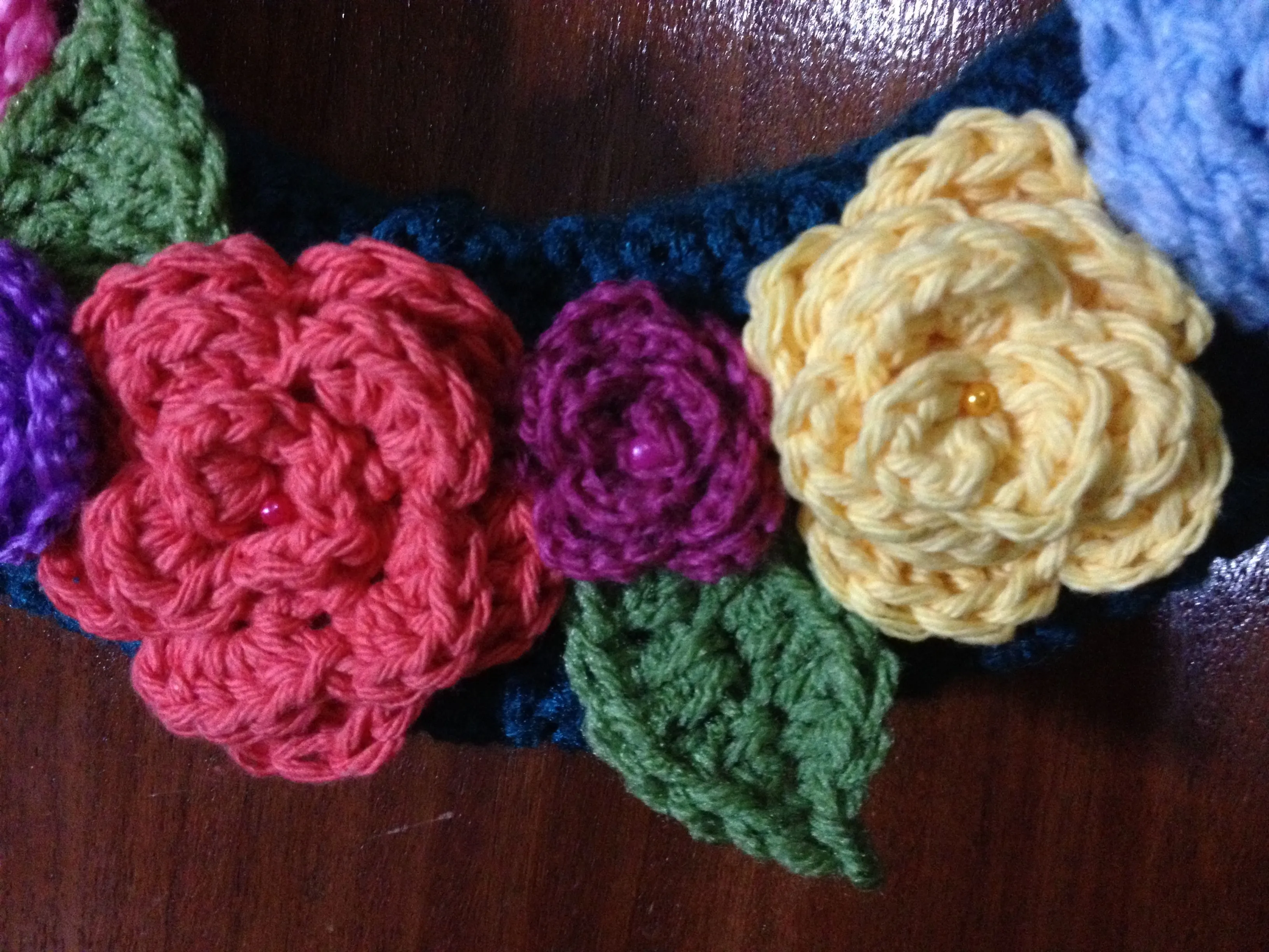 Corona de Rosas – Paso a Paso – Patrón Gratis – Crochet | Hecho a ...