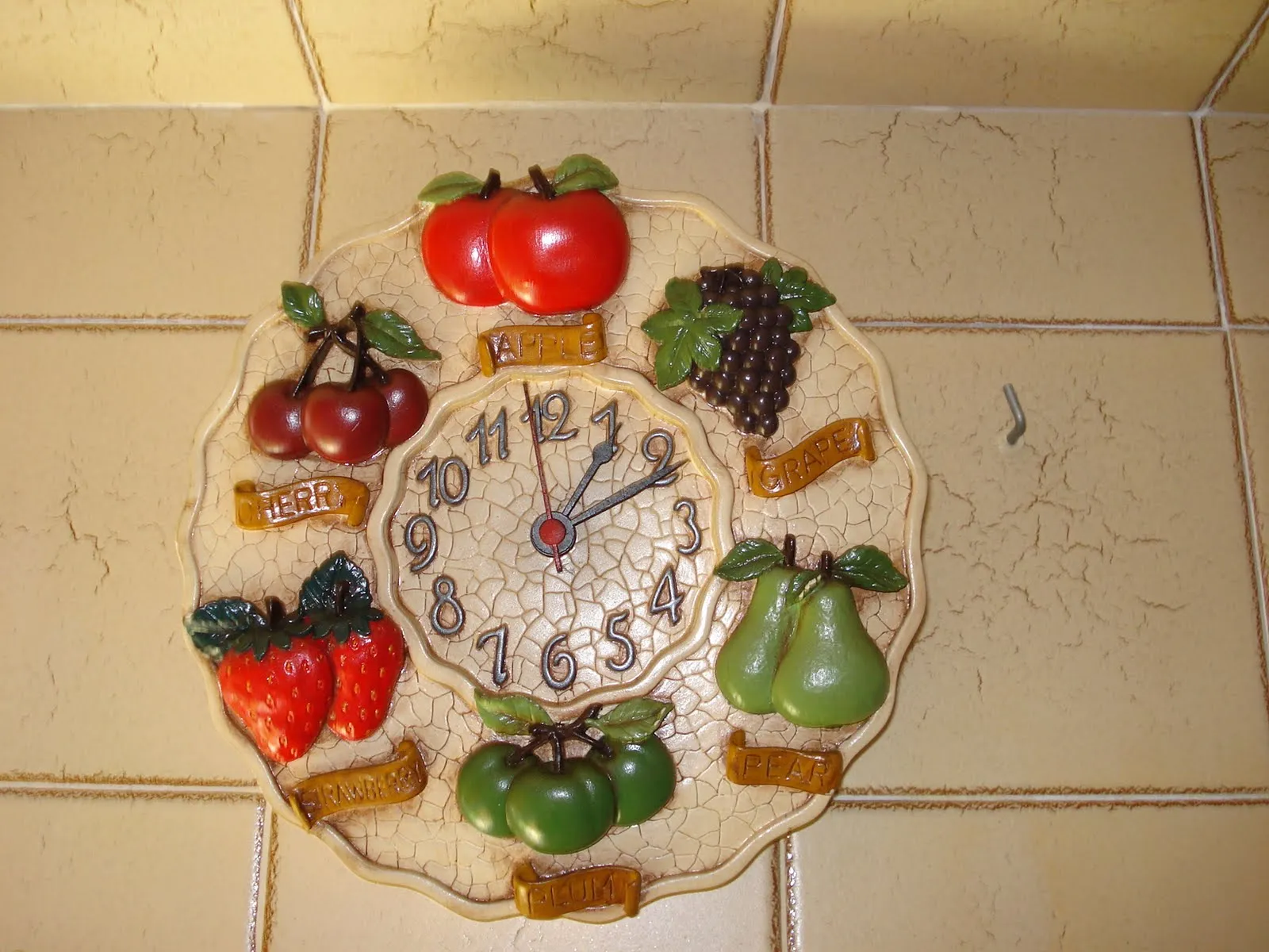 EL CORRALITO DE PIRAEUS: Reloj de cocina frutas